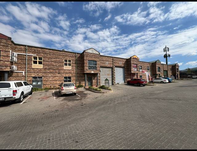 252M² WAREHOUSE TO LET IN RANDJESPARK